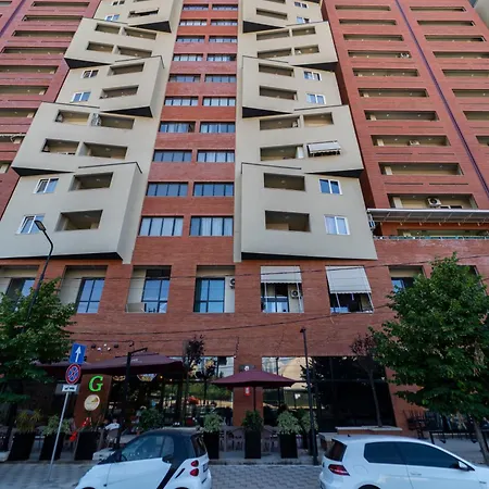 View Апартаменты Тирана